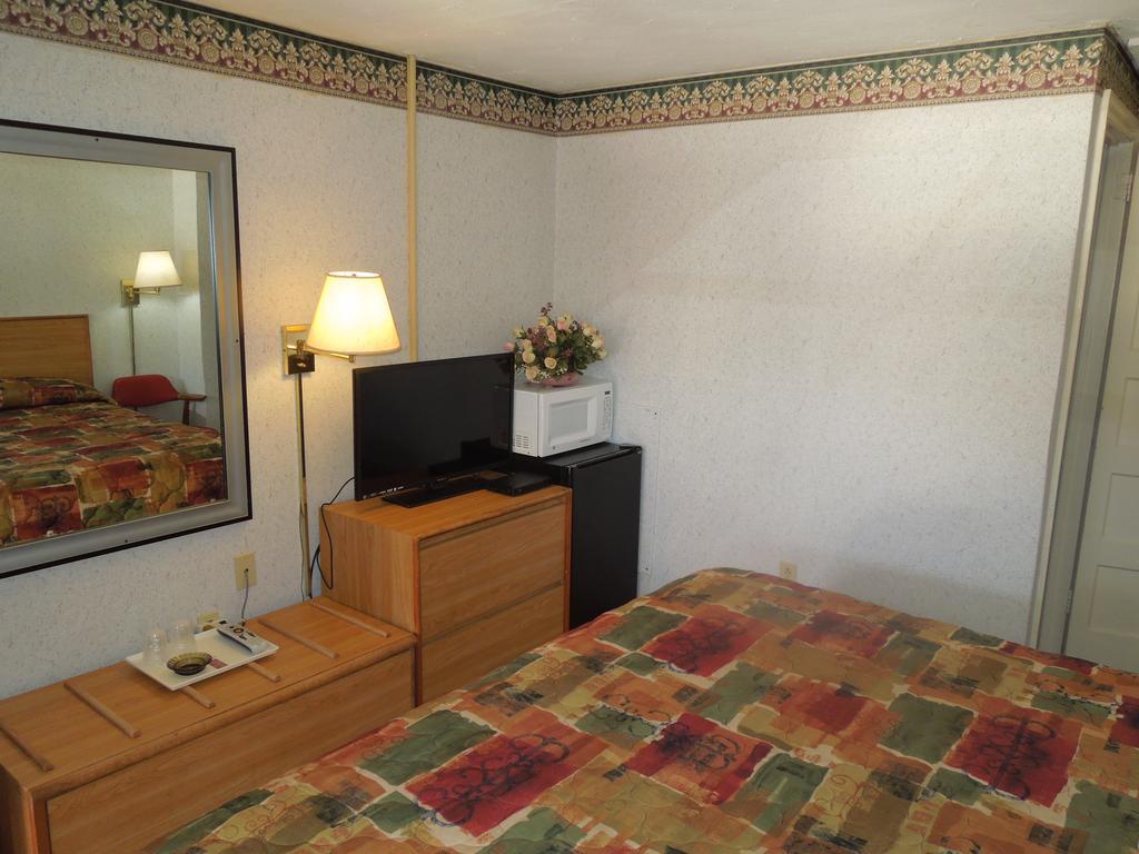 Red Lion Motel Southampton ภายนอก รูปภาพ