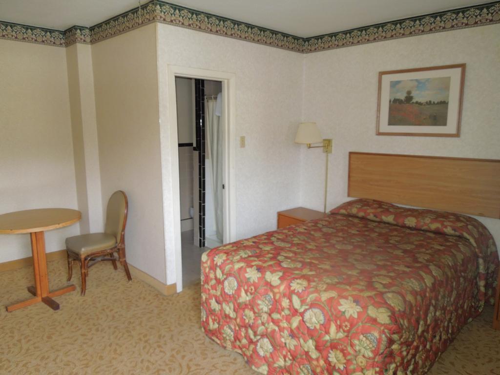 Red Lion Motel Southampton ภายนอก รูปภาพ